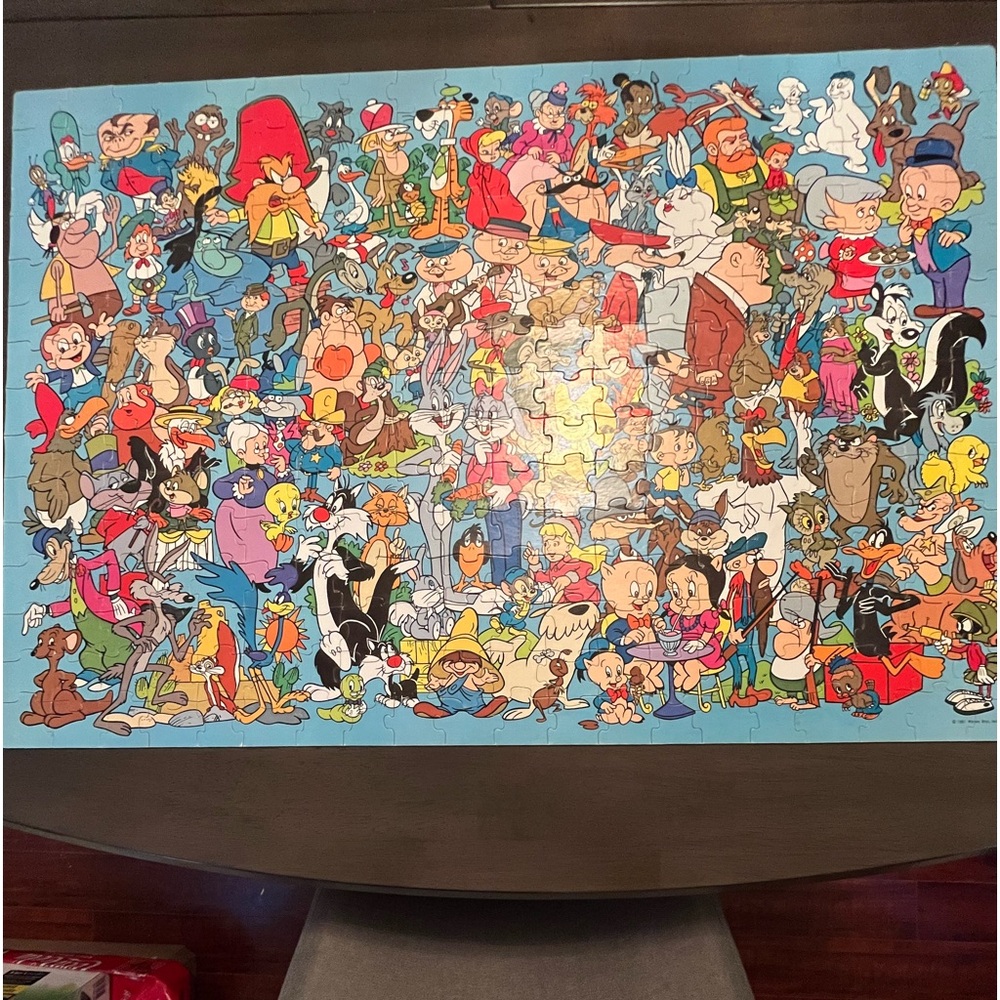 VTG 1981 Looney Tunes Fantasy Puzzle 300 Extra Large Pieces by Whitman COMPLETE